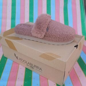 Koolaburra by UGG Dusty Pink Fuzzy Slippers